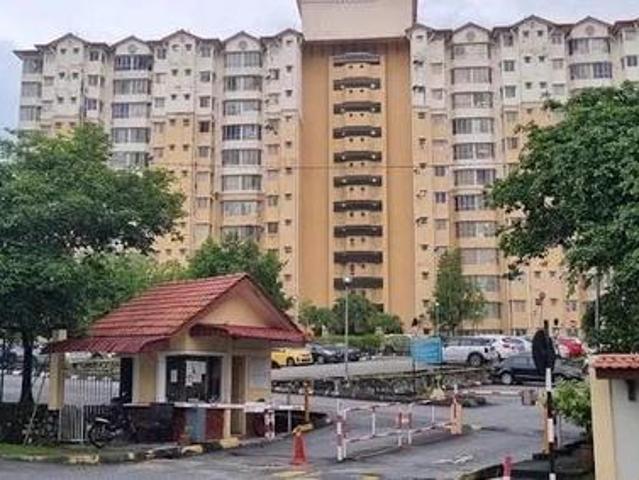 Apartment for sale in Petaling, Subang Jaya