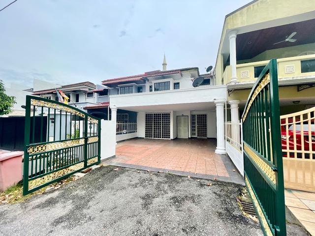 Terraced House for sale in Country Heights Damansara, Kuala Lumpur