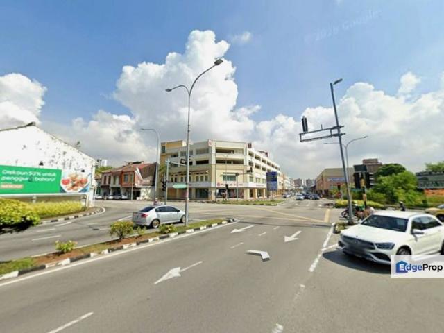 Shop for sale in Malaka