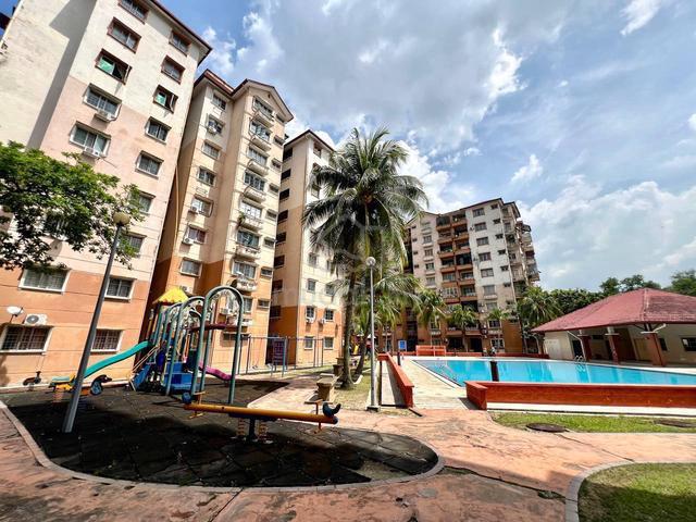 Condominium for sale in Petaling, Alam Impian