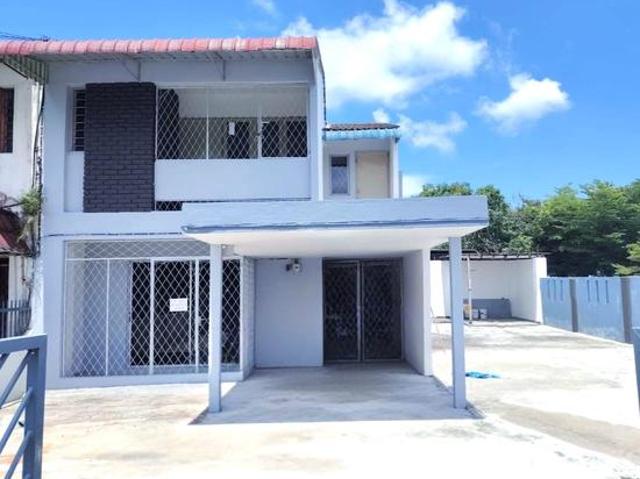 Terraced House for sale in Wellesley, Penang