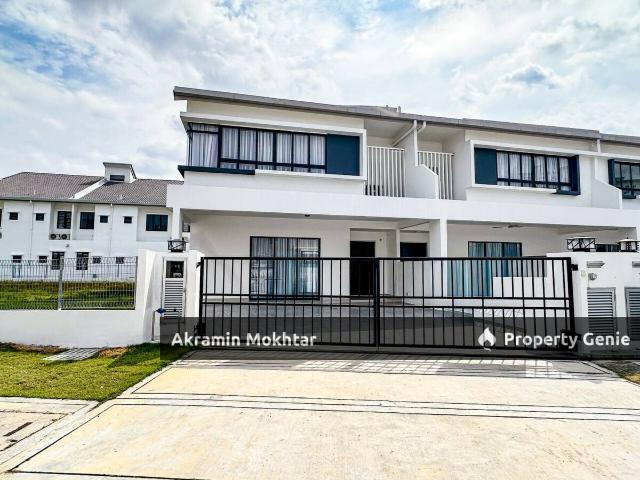 Terraced House for sale in Tanjong Sepat, Selangor