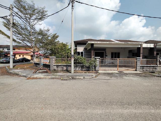 Residential House for sale in Perak, Intan