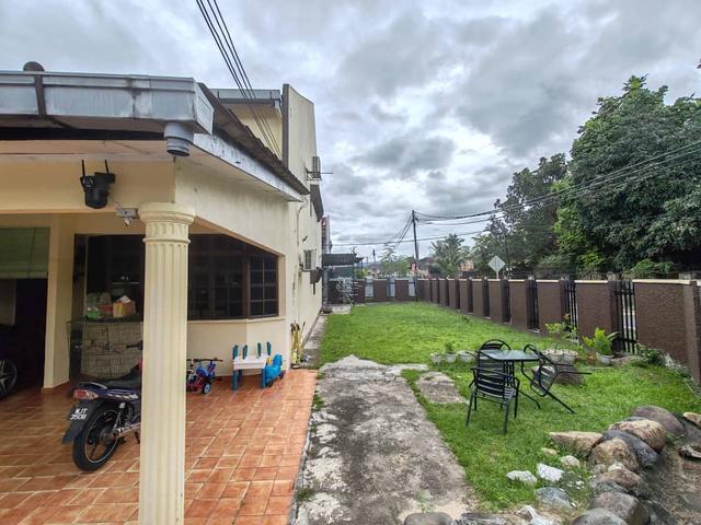 Terraced House for sale in Country Heights Damansara, Kuala Lumpur