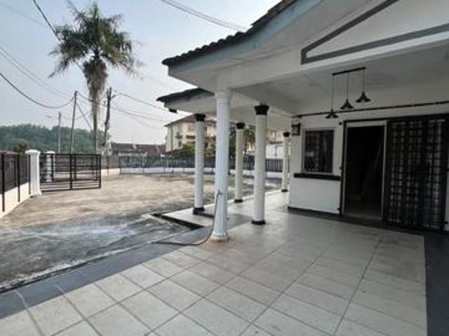 Townhouse for sale in Cheng, Bandaraya Melaka