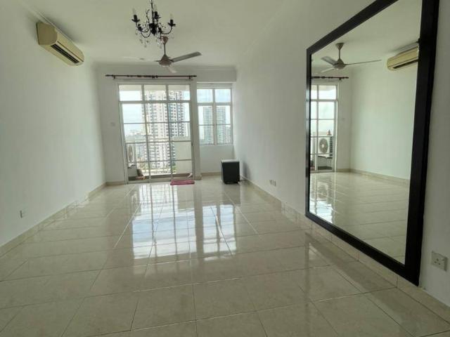 Apartment for sale in Petaling, Damansara Damai