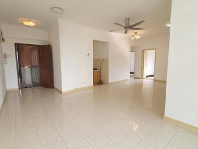 Condominium for sale in Petaling, Alam Impian