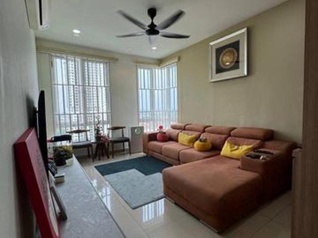 Condominium for sale in Malaka