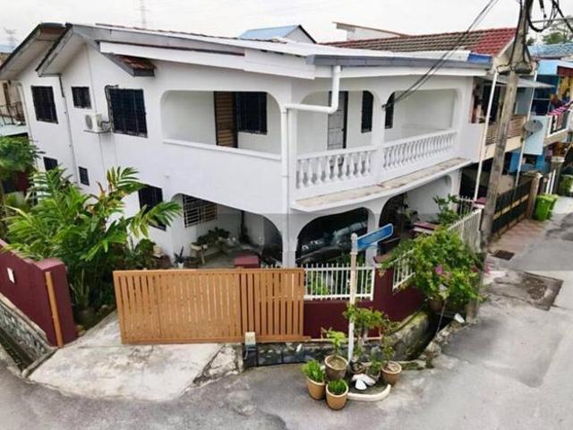 Terraced House for sale in Country Heights Damansara, Kuala Lumpur