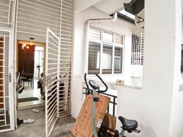 Apartment for sale in Tanjong Sepat, Selangor