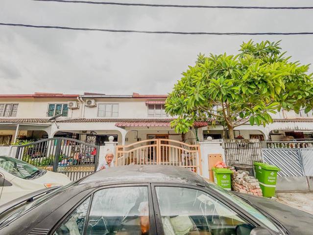 Terraced House for sale in Country Heights Damansara, Kuala Lumpur