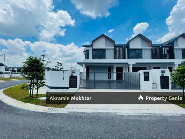 Terraced House for sale in Tanjong Sepat, Selangor