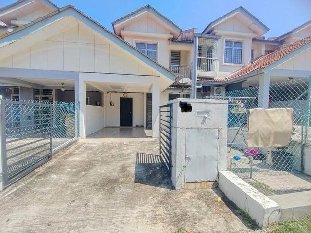 Terraced House for sale in Tanjong Sepat, Selangor