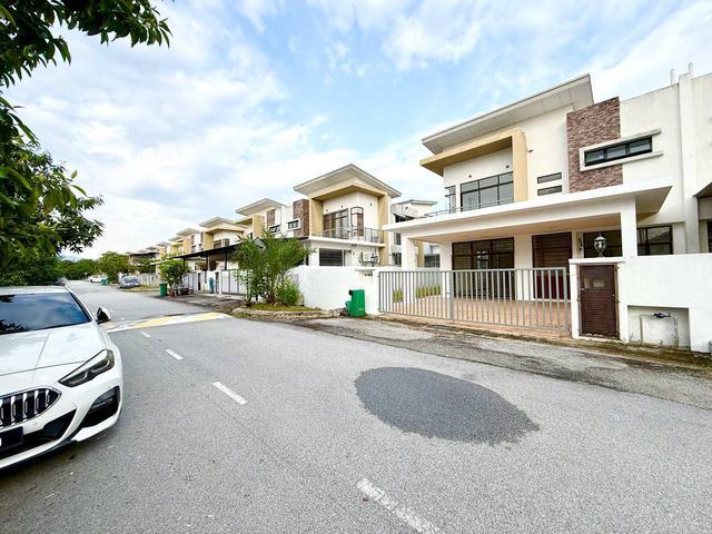 Residential House for sale in Kajang, Langat