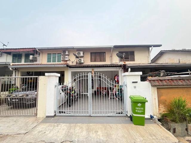 Terraced House for sale in Country Heights Damansara, Kuala Lumpur
