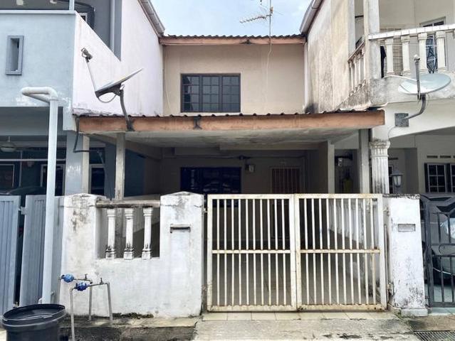 Terraced House for sale in Country Heights Damansara, Kuala Lumpur