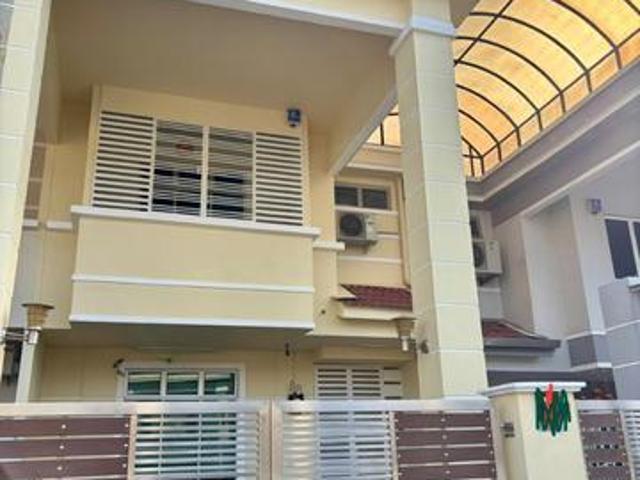 Terraced House for sale in Cheng, Malaka