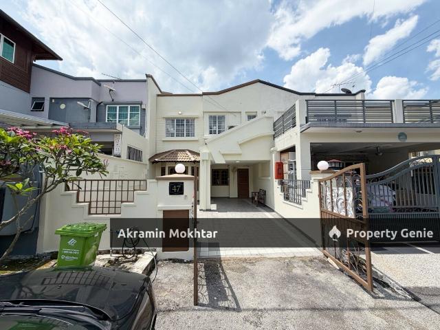 Terraced House for sale in Country Heights Damansara, Kuala Lumpur
