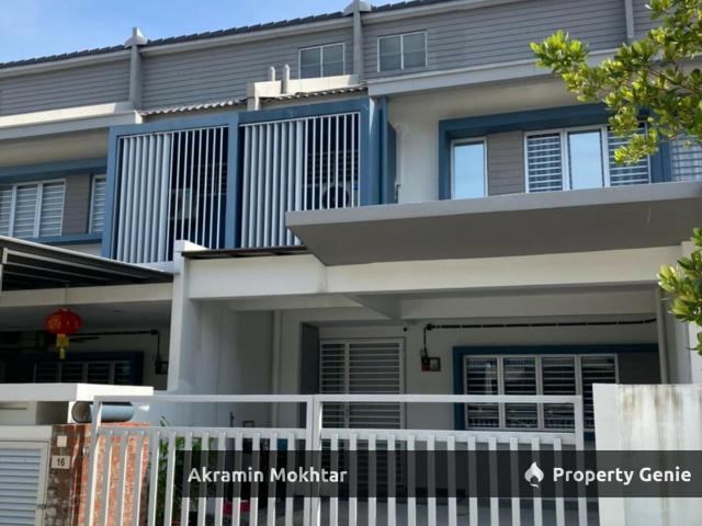 Terraced House for sale in Tanjong Sepat, Selangor