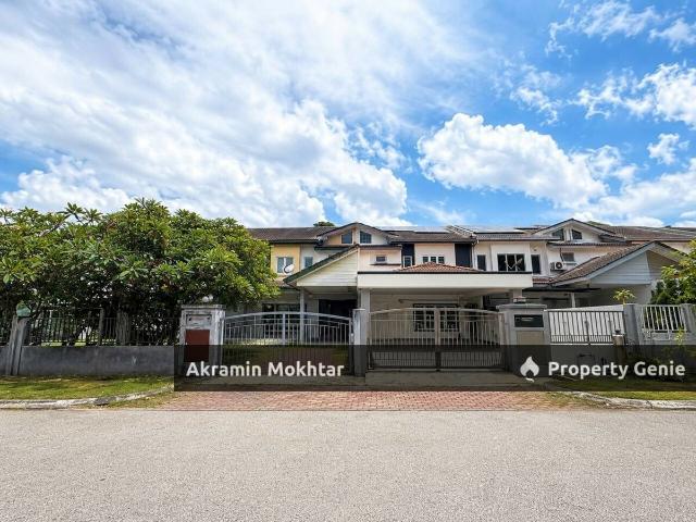 Terraced House for sale in Alam Impian, Selangor