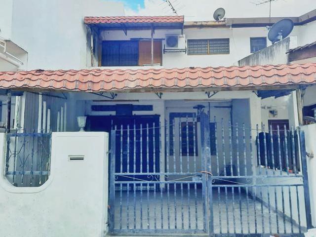 Terraced House for sale in Country Heights Damansara, Kuala Lumpur