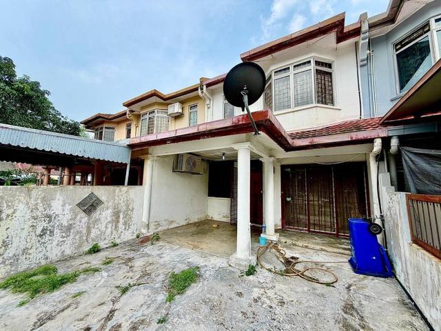 Terraced House for sale