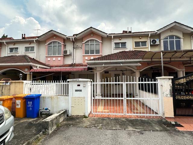 Terraced House for sale