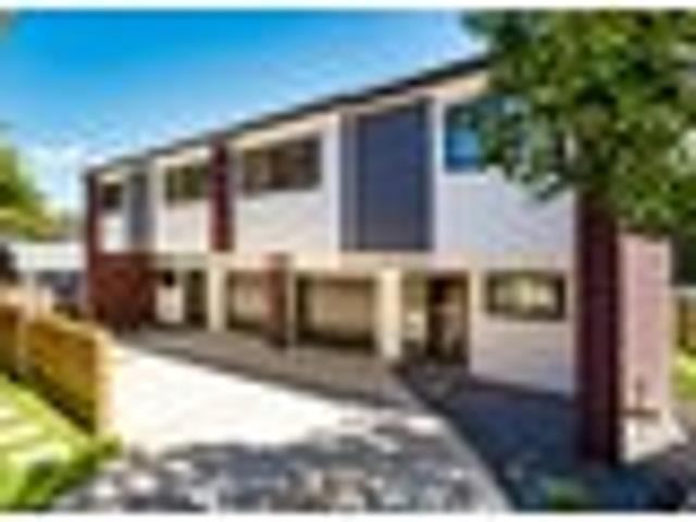 Townhouse for sale in Glen Eden, Waitākere Ranges