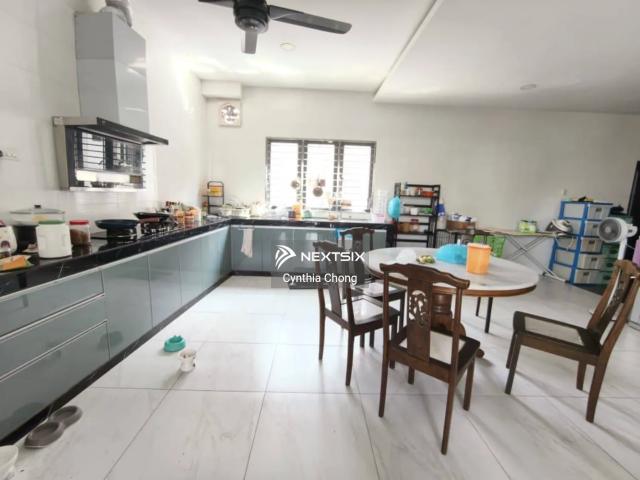 Residential House for sale in Malaka