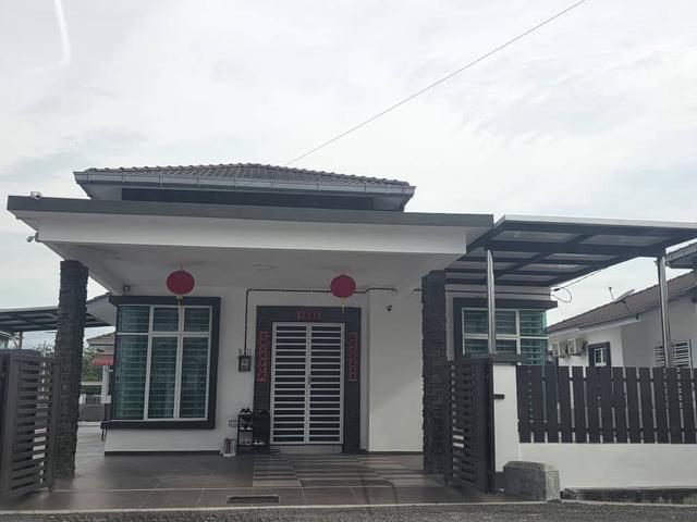 Bungalow for sale in Durian Tunggal, Malaka