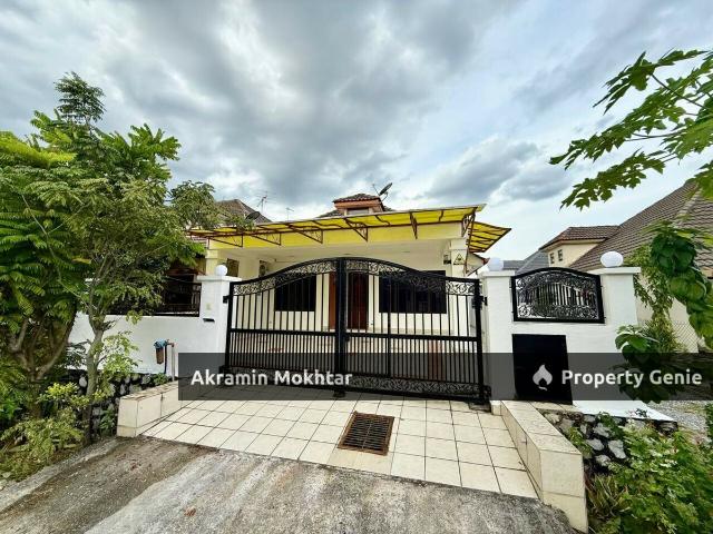 Terraced House for sale in Petaling, Subang Jaya