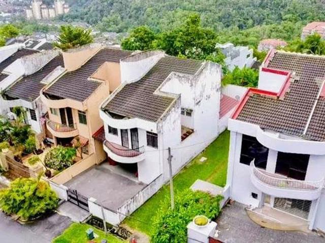 Terraced House for sale in Country Heights Damansara, Kuala Lumpur