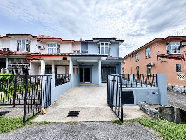 Terraced House for sale in Tanjong Sepat, Selangor
