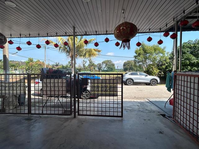Terraced House for sale in Malaka