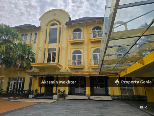 Bungalow for sale in Kajang, Langat