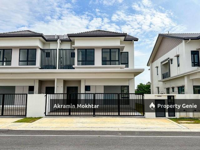Residential House for sale in Tanjong Sepat, Selangor