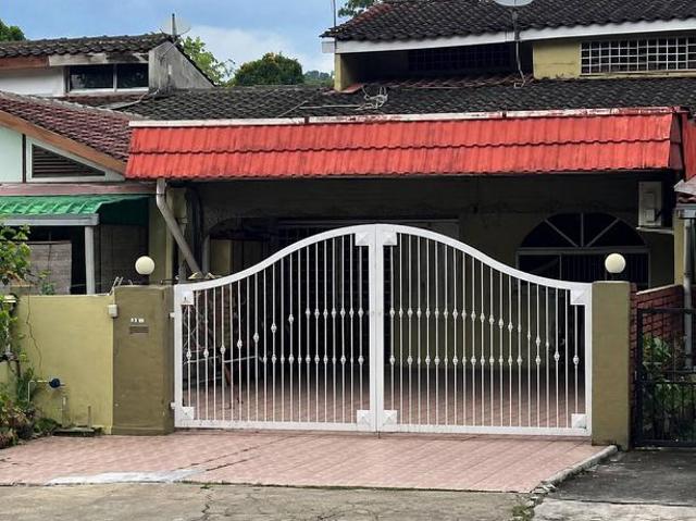 Terraced House for sale in Langat, Selangor