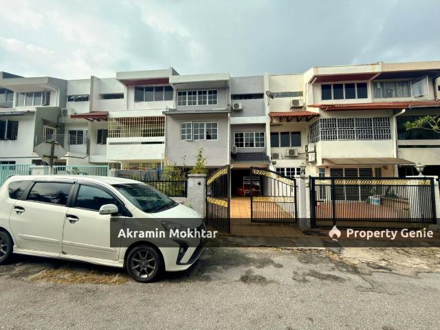 Terraced House for sale in Seksyen 17, Petaling Jaya