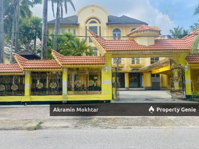 Bungalow for sale in Kajang, Langat