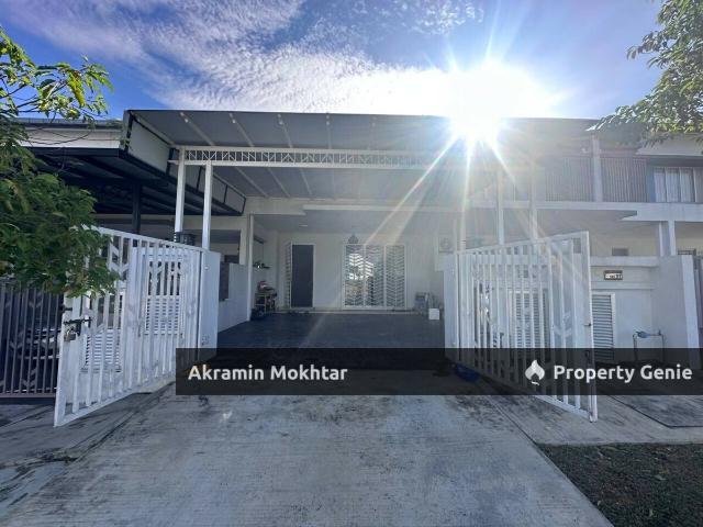 Terraced House for sale in Tanjong Sepat, Selangor