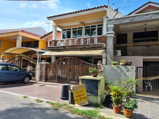 Terraced House for sale in Country Heights Damansara, Kuala Lumpur