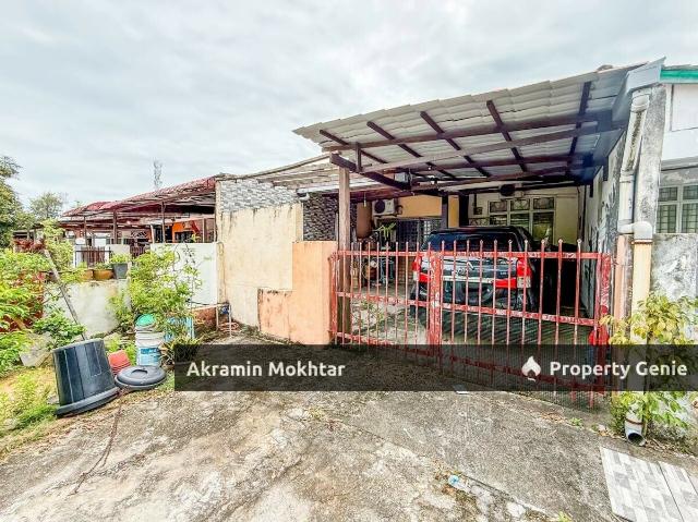 Terraced House for sale in Tanjong Sepat, Selangor