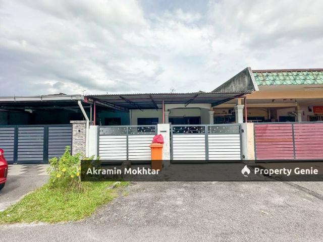 Terraced House for sale in Jenjarom, Selangor