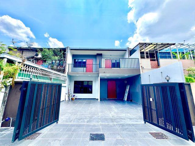 Terraced House for sale in Langat, Selangor