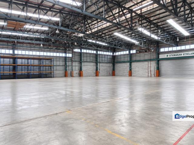 Warehouse for rent in Petaling, Alam Impian