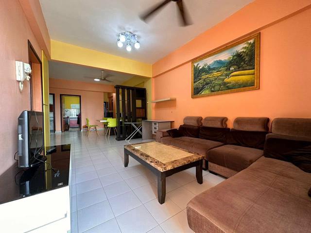 Condominium for sale in Malaka