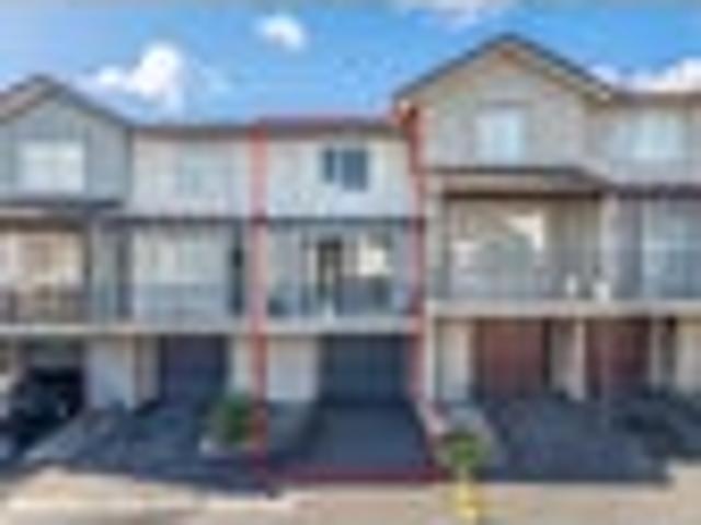 Townhouse for sale in Howick, Oroua County