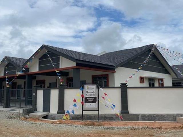 Terraced House for sale in Malaka