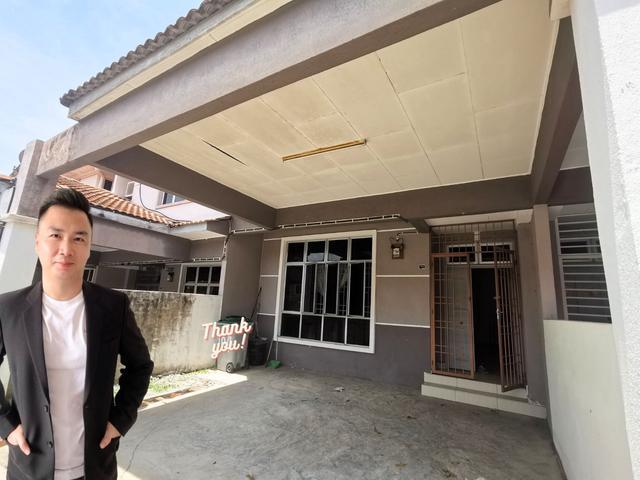 Terraced House for sale in Cheng, Malaka