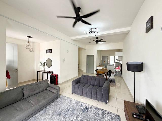Terraced House for sale in Tanjong Sepat, Selangor